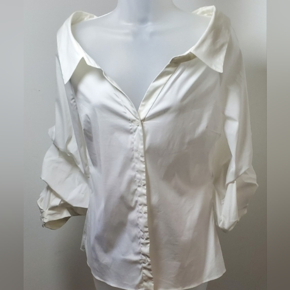 Zara Off The Shoulder Ruffle Button Up - Picture 2 of 4